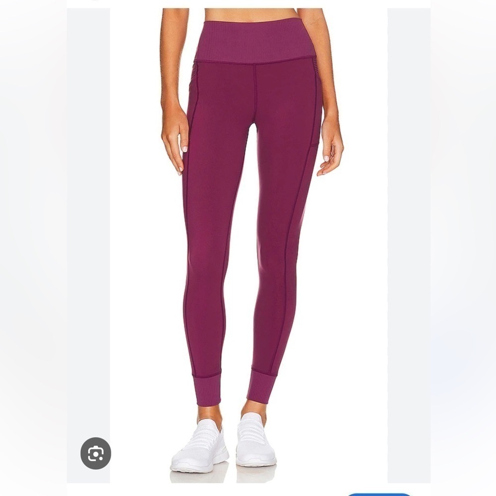 Spiritual Gangster Mindful Jogger Leggings in Wildberry Size Small